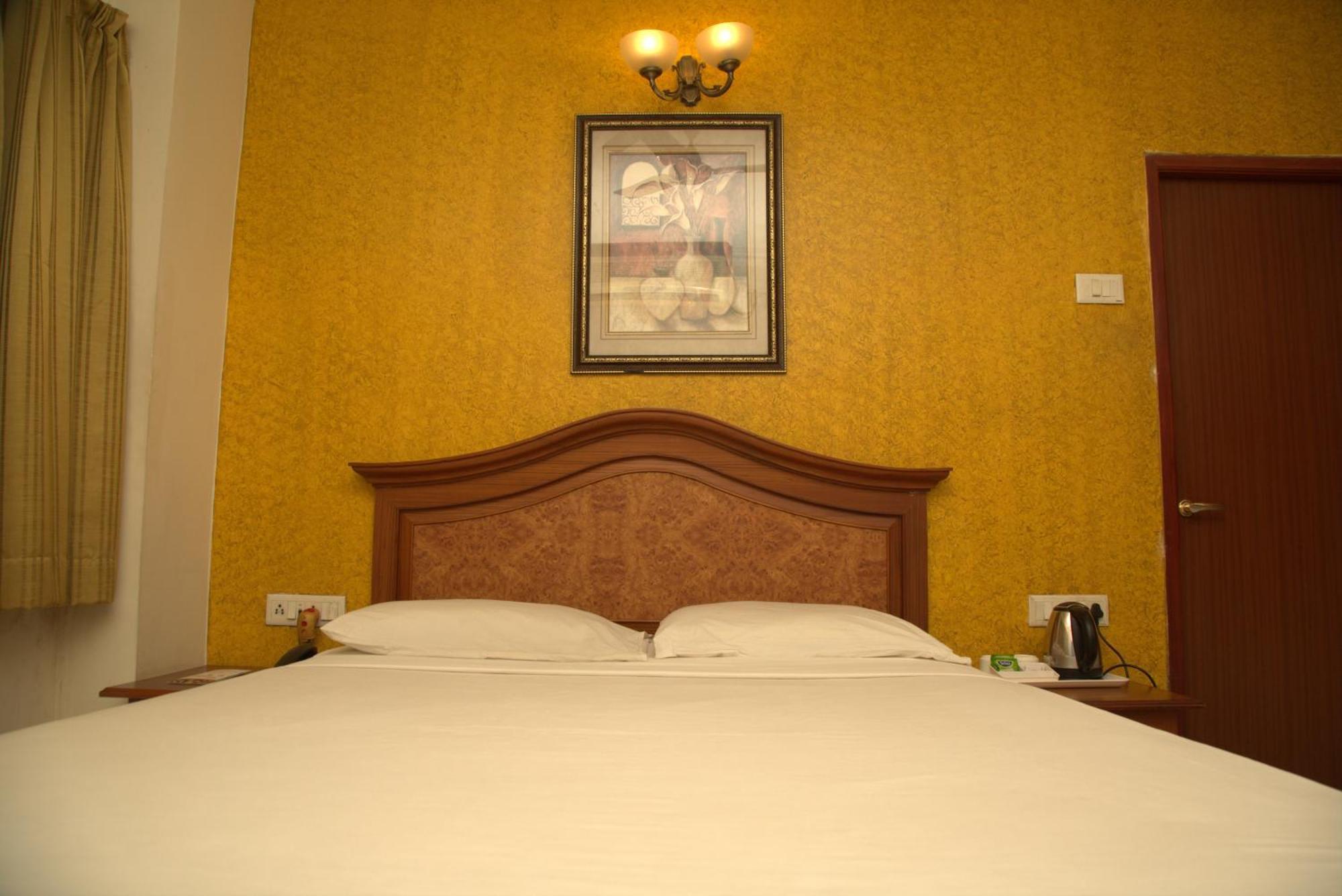 Kings Hotel Egmore Chennai Exterior photo