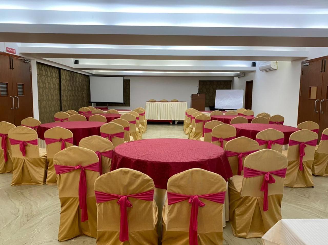 Kings Hotel Egmore Chennai Exterior photo